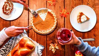 attitude of gratitude - pie at thanksgiving table