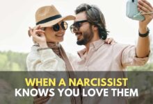 Cuando los narcisistas saben que los amas (qué hacer a continuación)