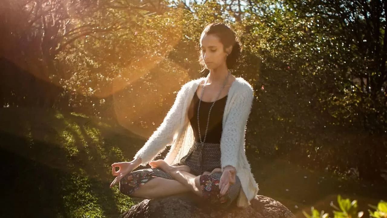 Del caos a la claridad: cómo la meditación puede controlar los síntomas del TDAH 1 Meditación para el TDAH
