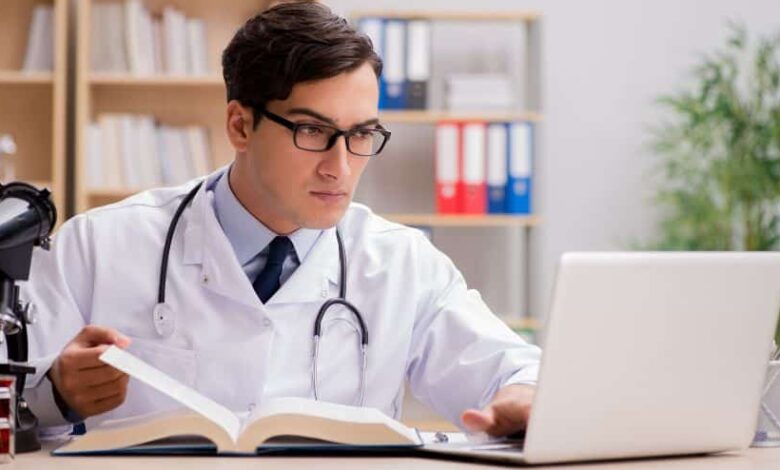 Especialistas SIBO médico